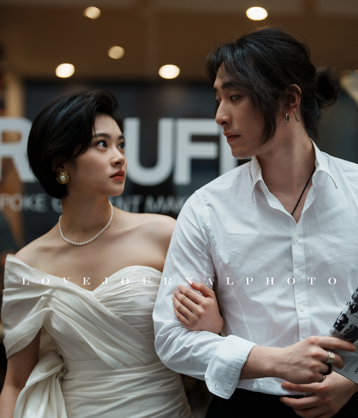 Melbourne Cafe Pre-Wedding Photography