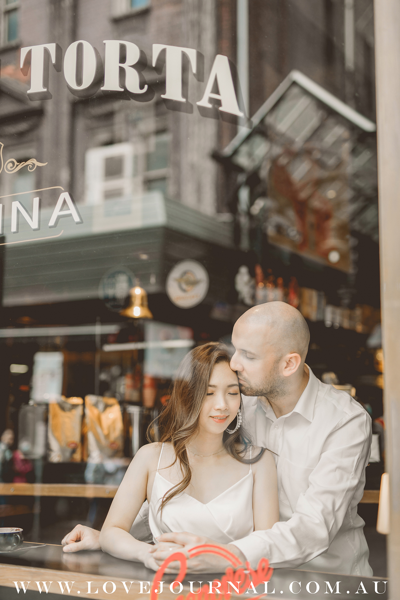 Melbourne Cafe Pre-Wedding Photography