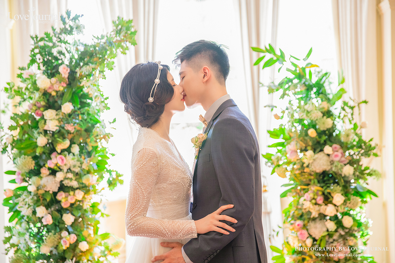 Pre-Wedding Photography in French Style Historic House Pre-Wedding Photography in French Style Historic House